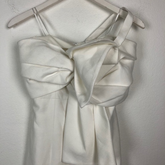 C/MEO Collective Each Other white front bow gown - Picture 5 of 10